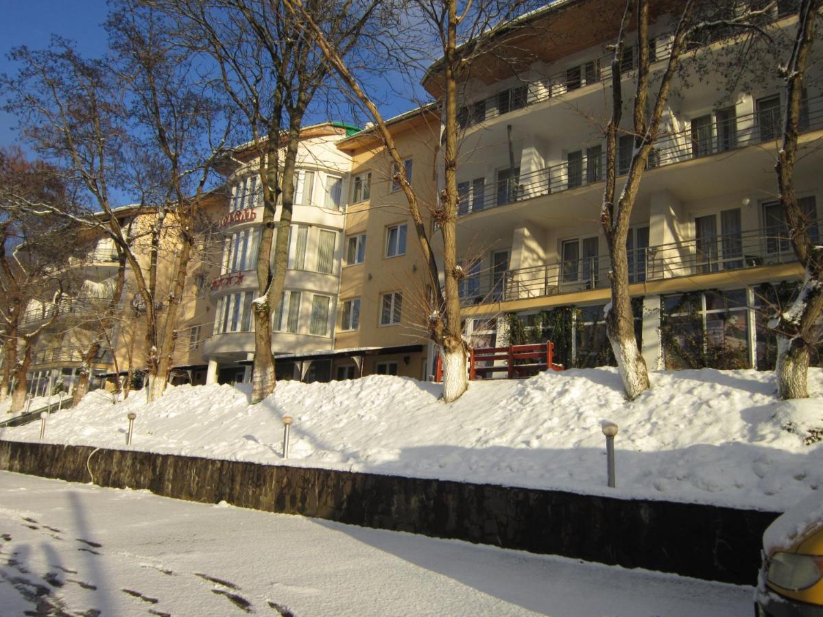 Готель Поляна Квеле Eksteriør billede